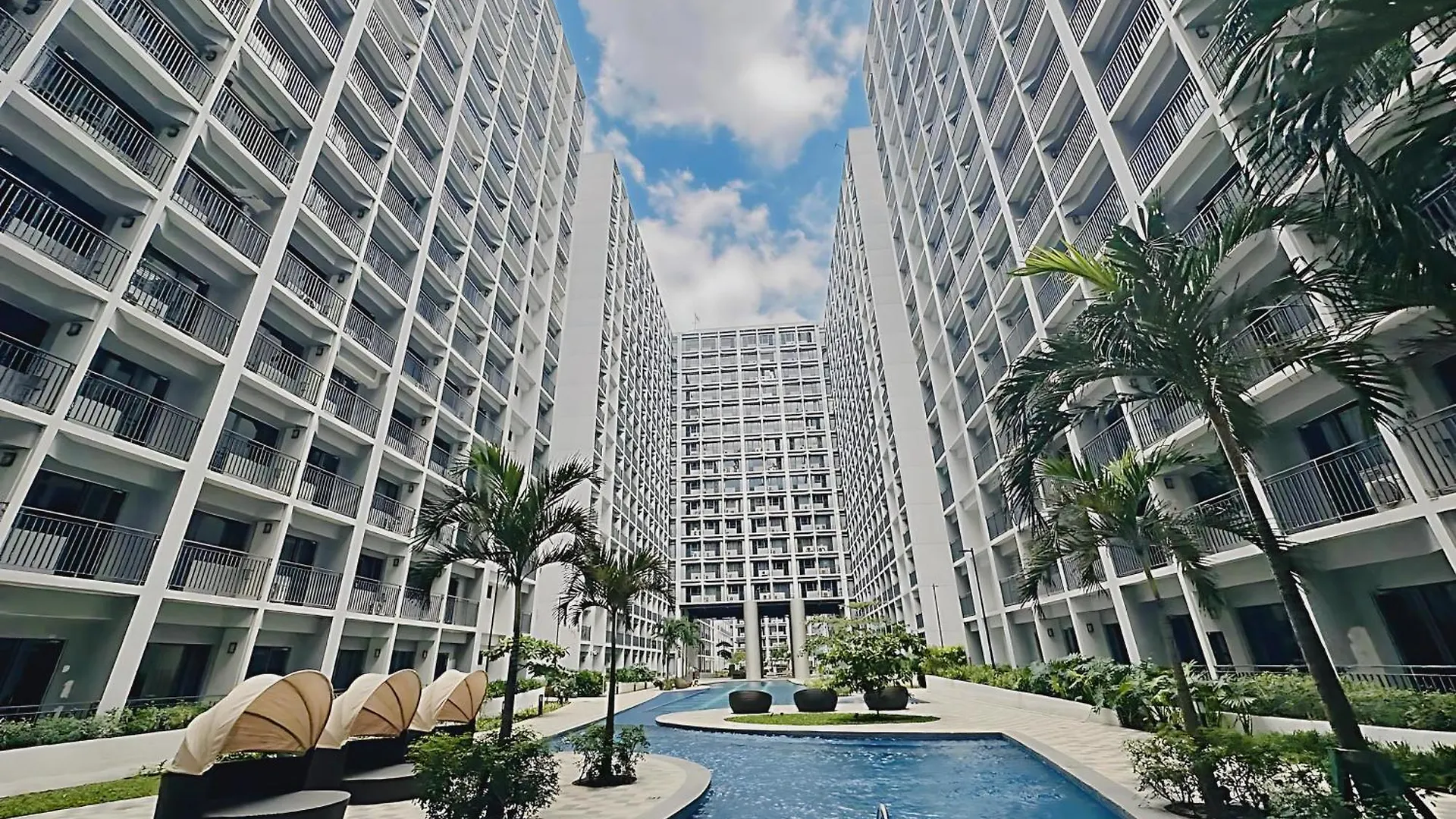 Apartament 2 Side-By-Side P00L Front Condos, 6 Beds, 2 Cr, 2 Kitchen For 10 Guests At Moa Manila